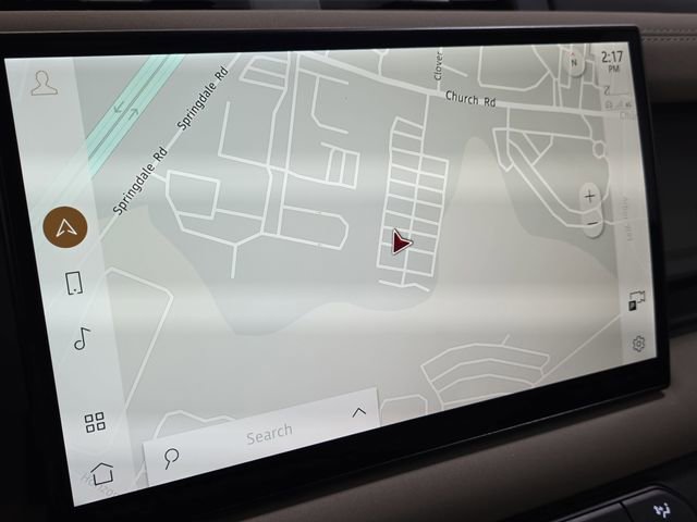 Used 2023 Land Rover Defender 130 SE image 22