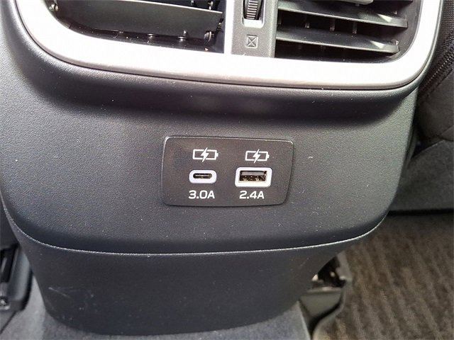 Used 2024 Subaru Outback Premium image 11