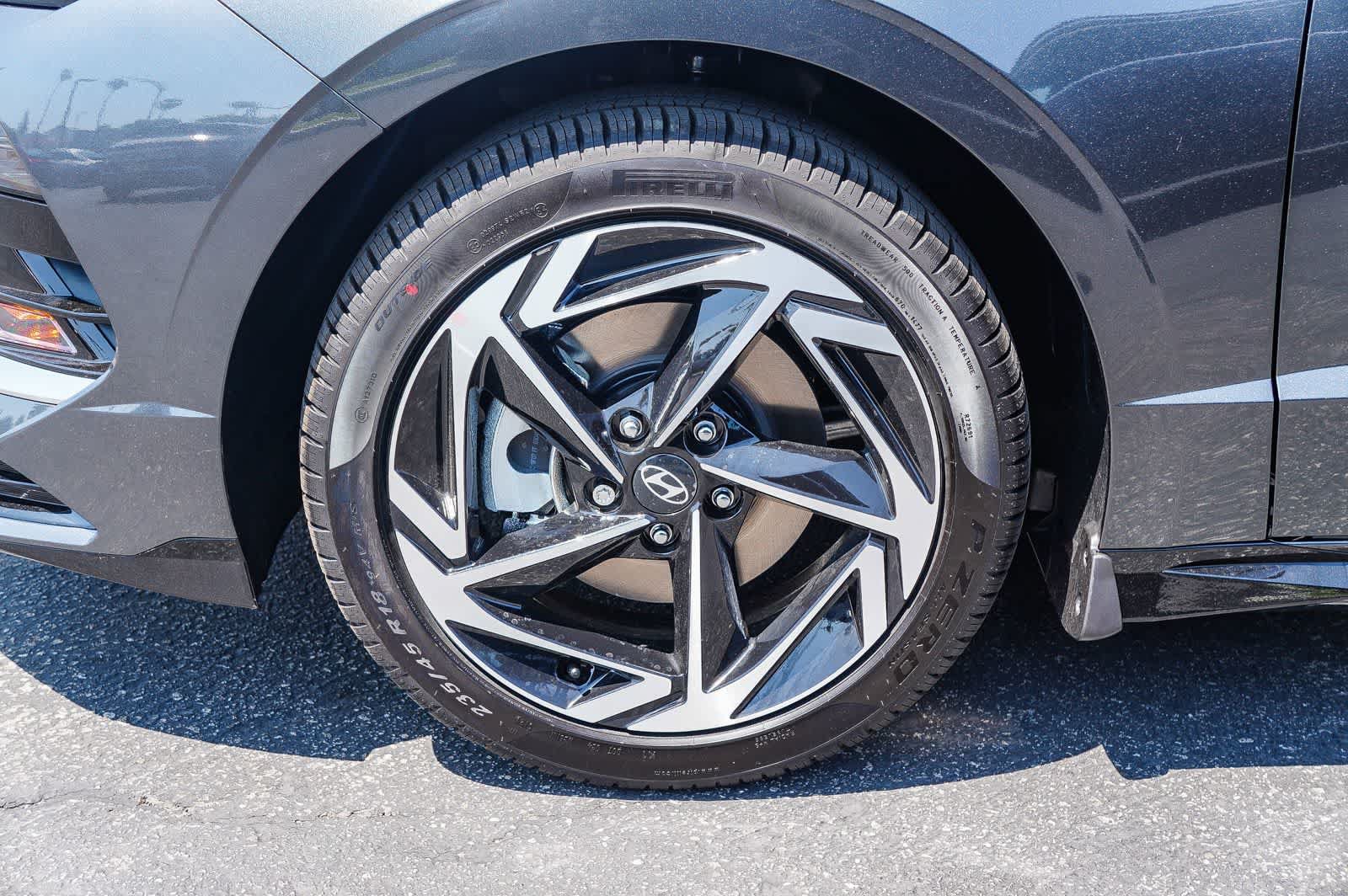 Used 2025 Hyundai Sonata SEL FWD image 11