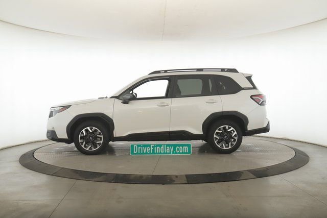 Used 2025 Subaru Forester Premium image 9