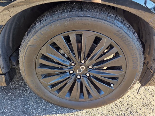 Certified 2025 INFINITI QX80 Luxe AWD/4WD image 9