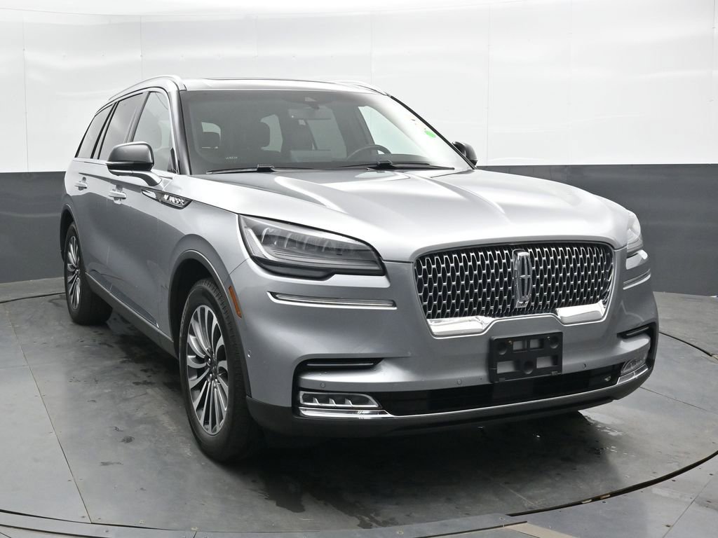 Used 2021 Lincoln Aviator Reserve w/ Elements Package Plus AWD/4WD image 4