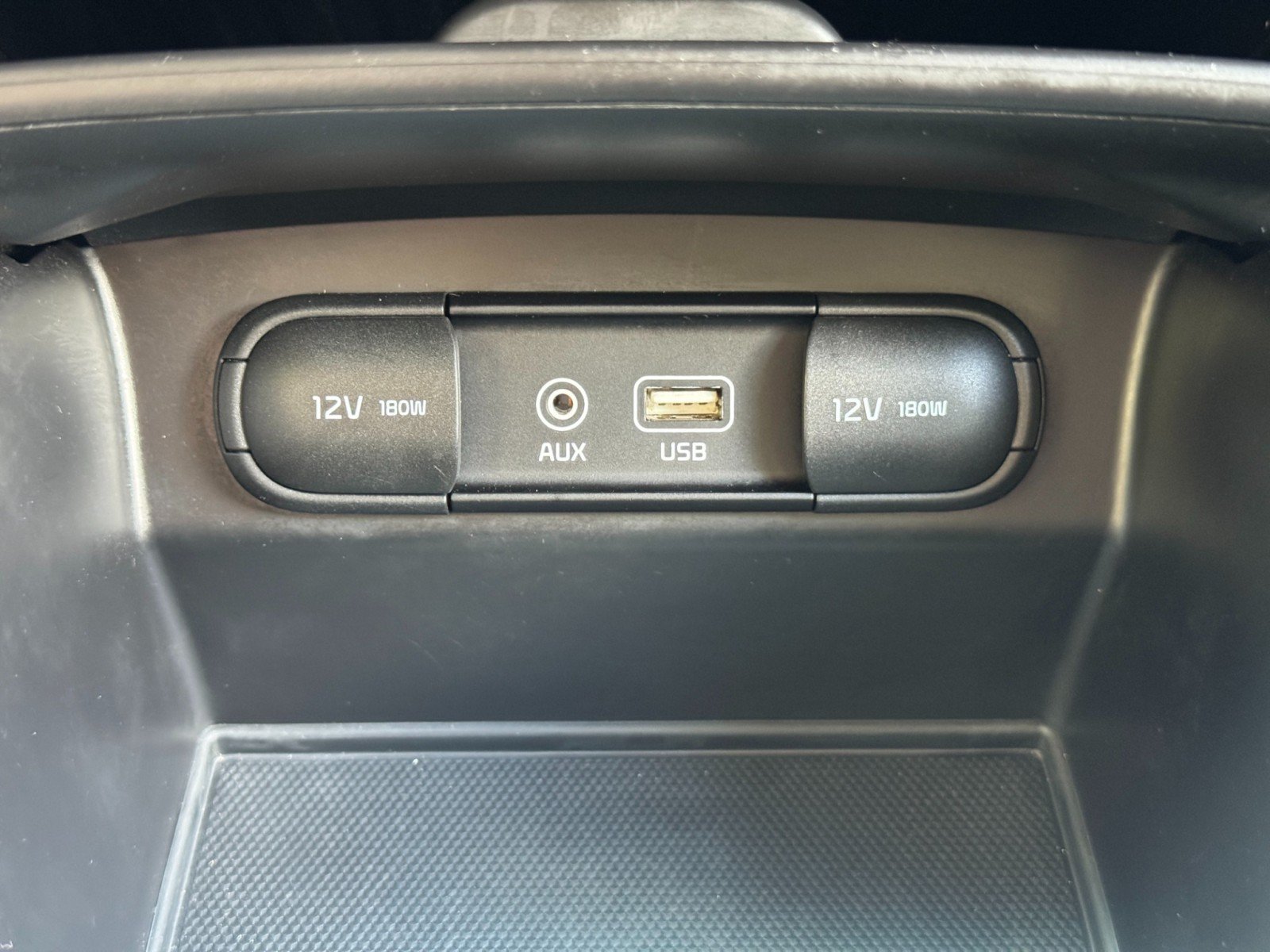 Used 2019 Kia Sorento FWD image 22