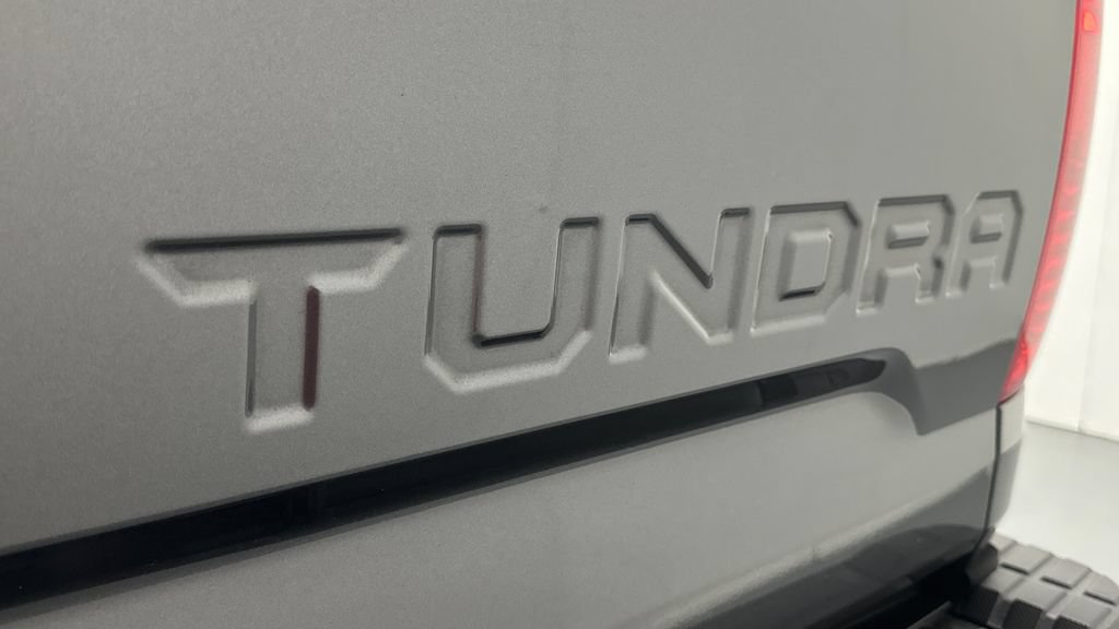 Certified 2019 Toyota Tundra SR5 AWD/4WD image 16