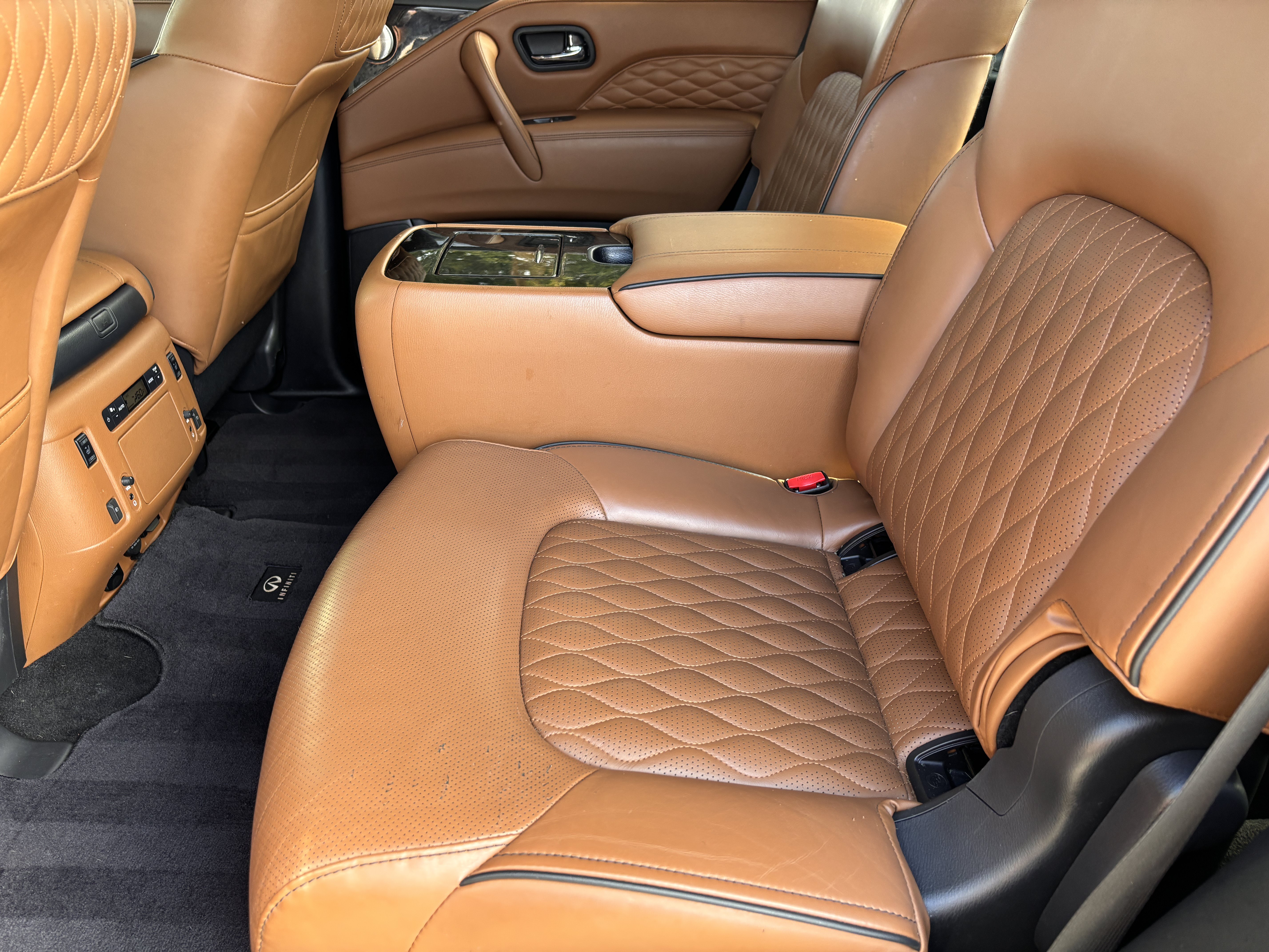 Used 2021 INFINITI QX80 Sensory w/ Cargo Package AWD/4WD image 21