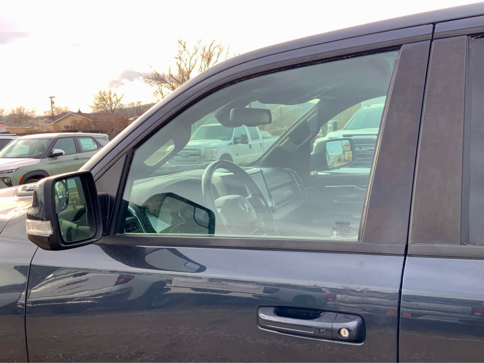 Used 2019 RAM 1500 Laramie image 13