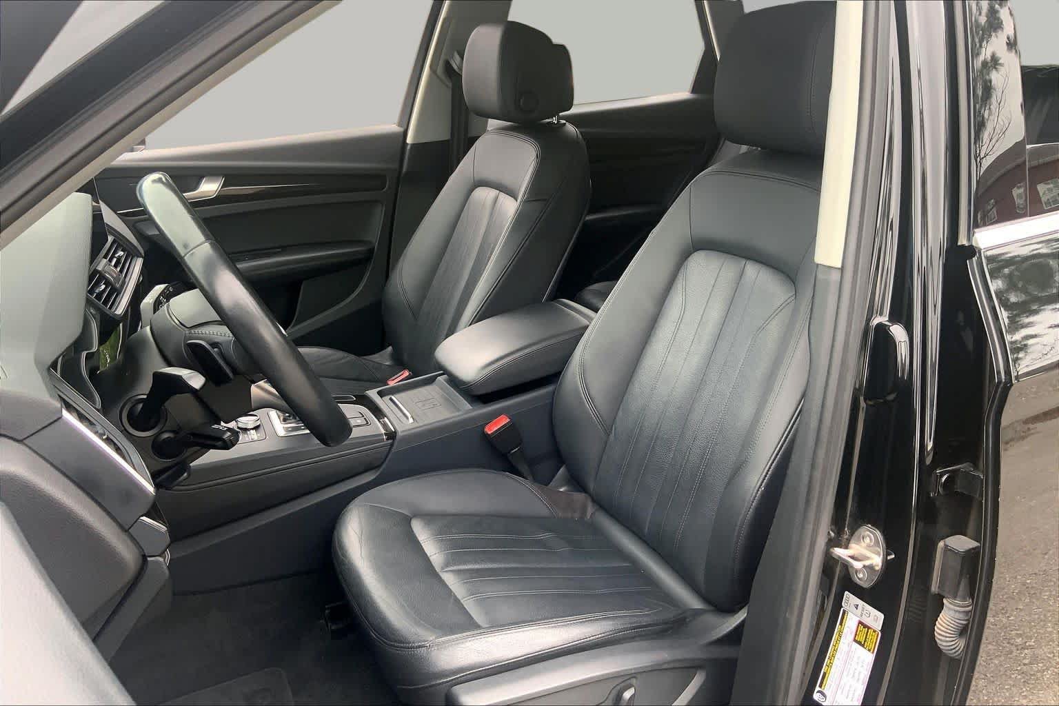 Used 2019 Audi Q5 2.0T Premium Plus w/ Premium Plus Package AWD/4WD image 8