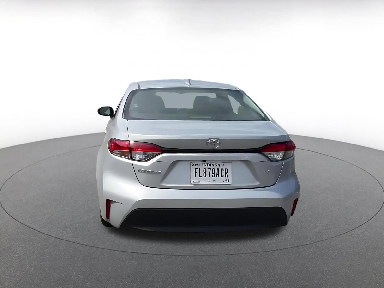 Used 2025 Toyota Corolla LE FWD image 12