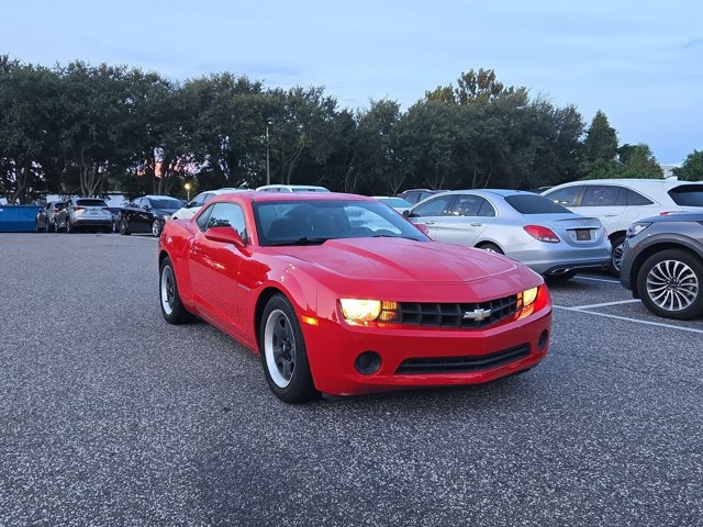 Used 2013 Chevrolet Camaro LS RWD image 3