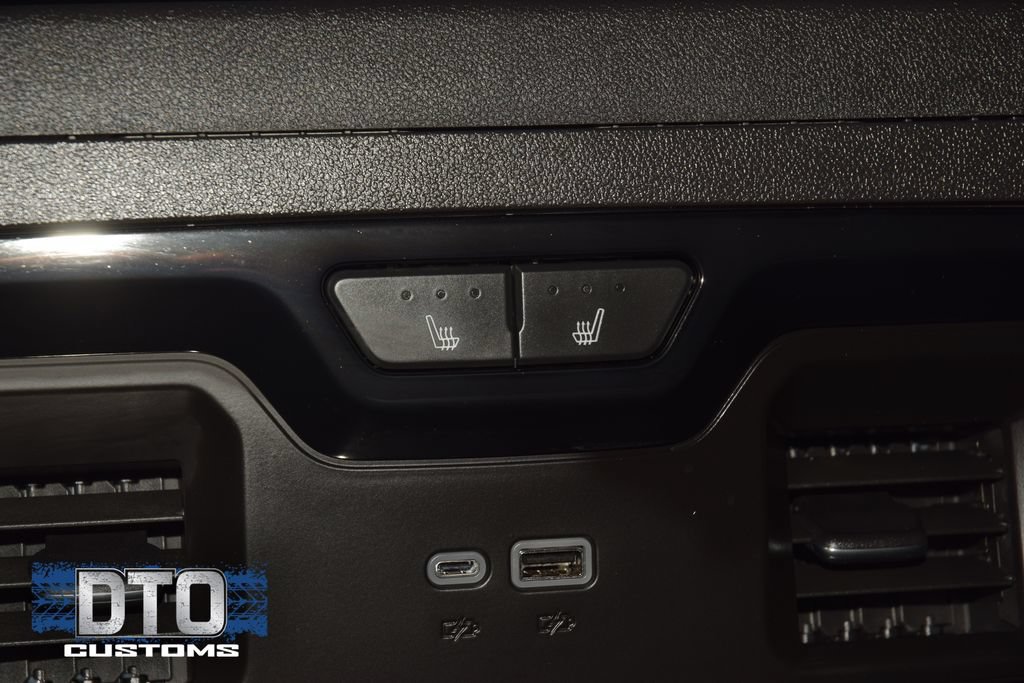 Used 2025 Chevrolet Silverado 1500 ZR2 w/ Technology Package AWD/4WD image 50
