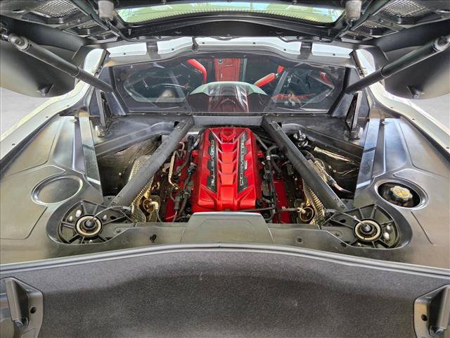 Used 2022 Chevrolet Corvette Stingray Premium Cpe w/ Z51 Performance Package RWD image 18