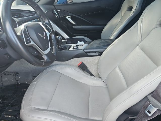 Used 2015 Chevrolet Corvette Stingray Coupe image 10