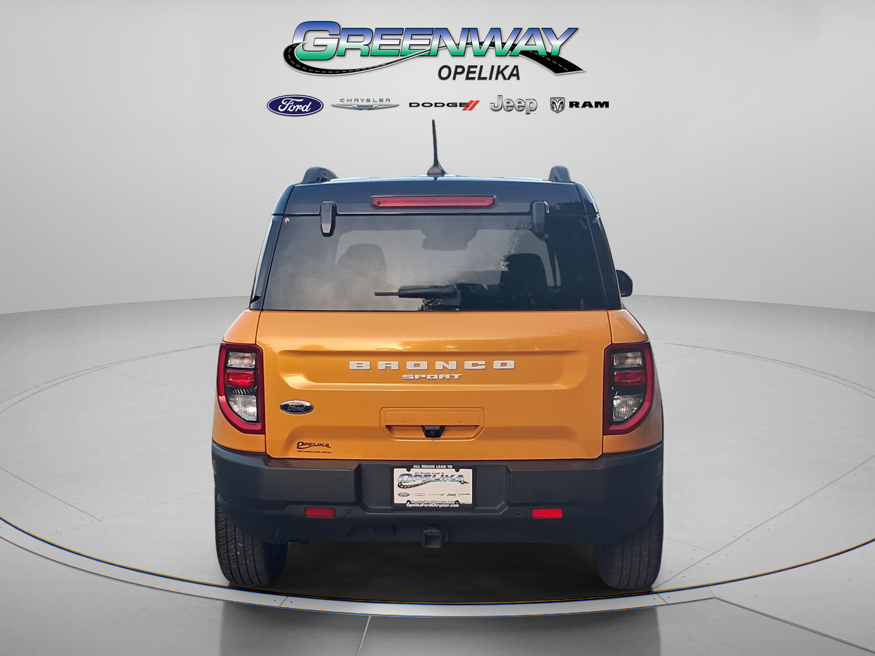 Used 2022 Ford Bronco Sport Outer Banks w/ Tech Package AWD/4WD image 4