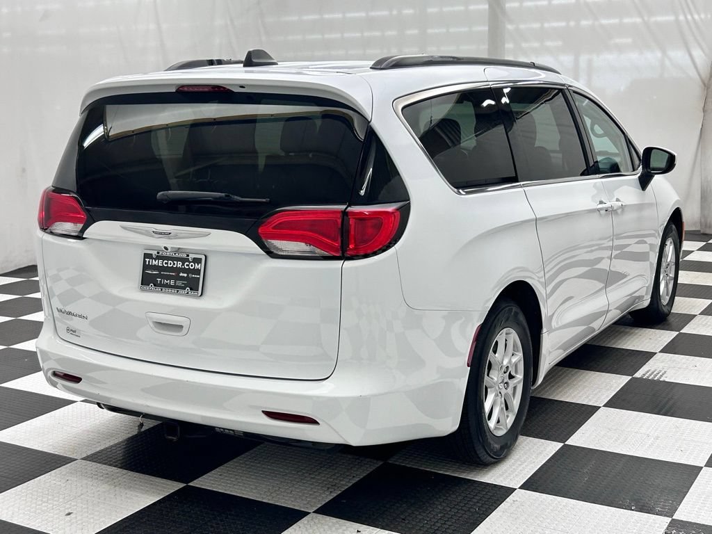 Certified 2021 Chrysler Voyager Lxi FWD image 7