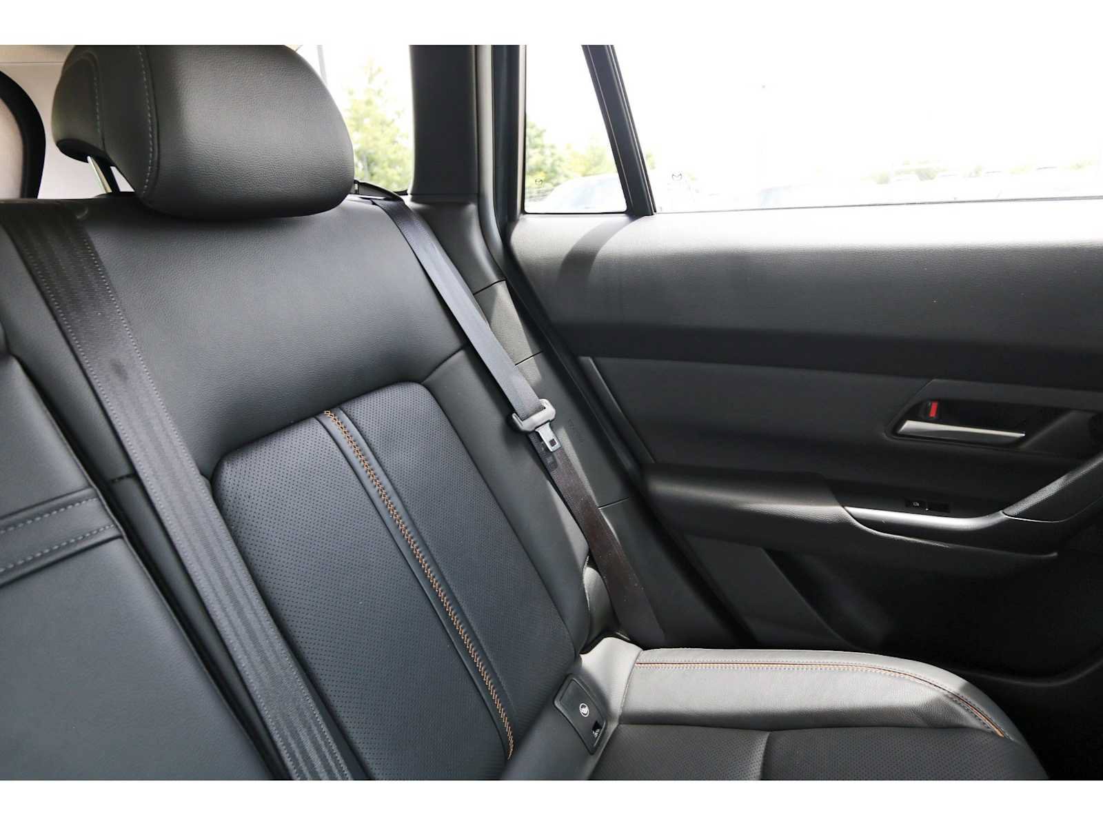 Used 2024 MAZDA CX-50 AWD 2.5 Turbo w/ Cargo Package image 9