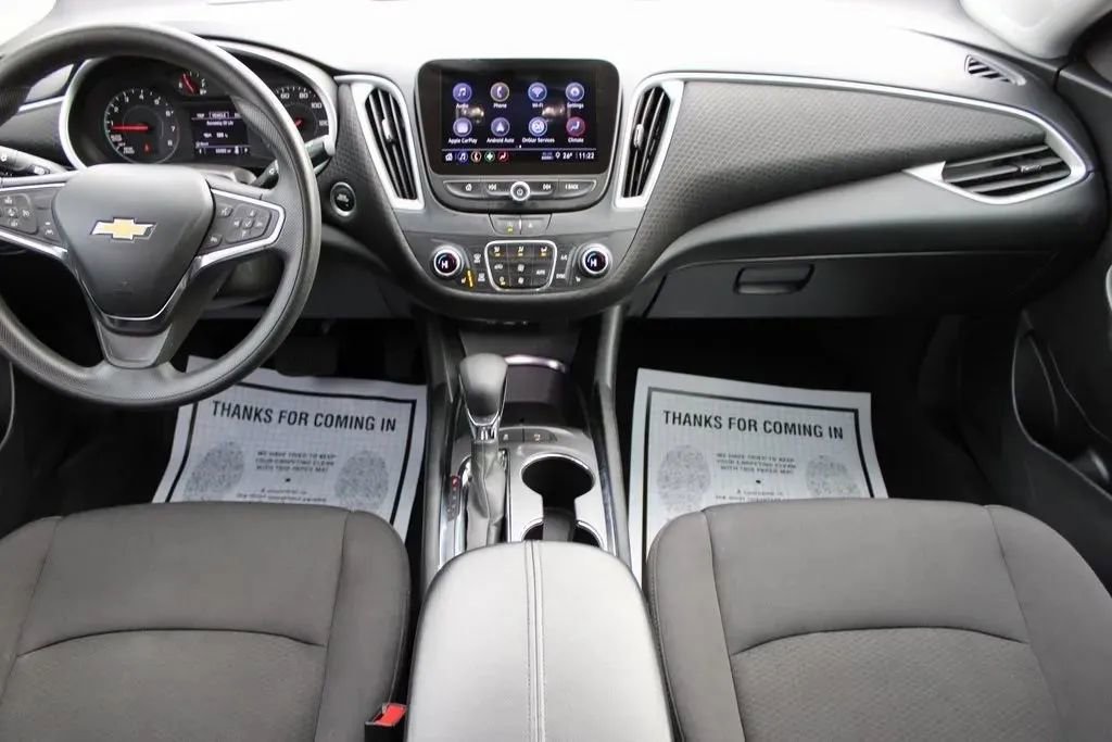 Used 2024 Chevrolet Malibu LS image 30