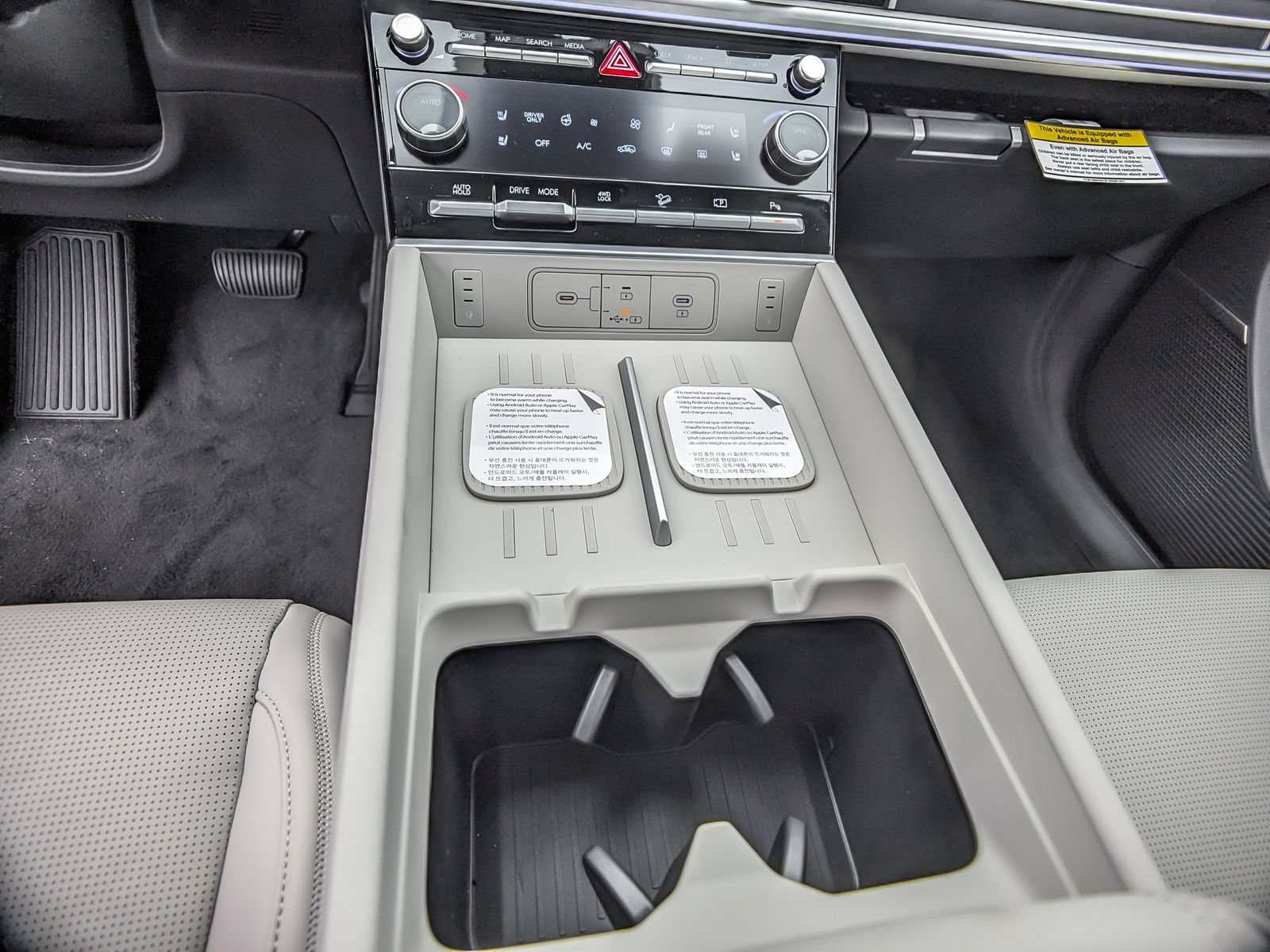 New 2026 Hyundai Santa Fe Calligraphy AWD/4WD image 12