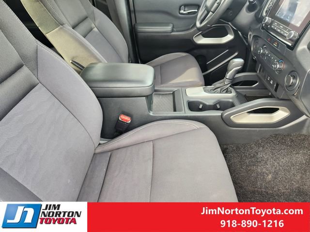 Used 2022 Nissan Frontier SV image 14