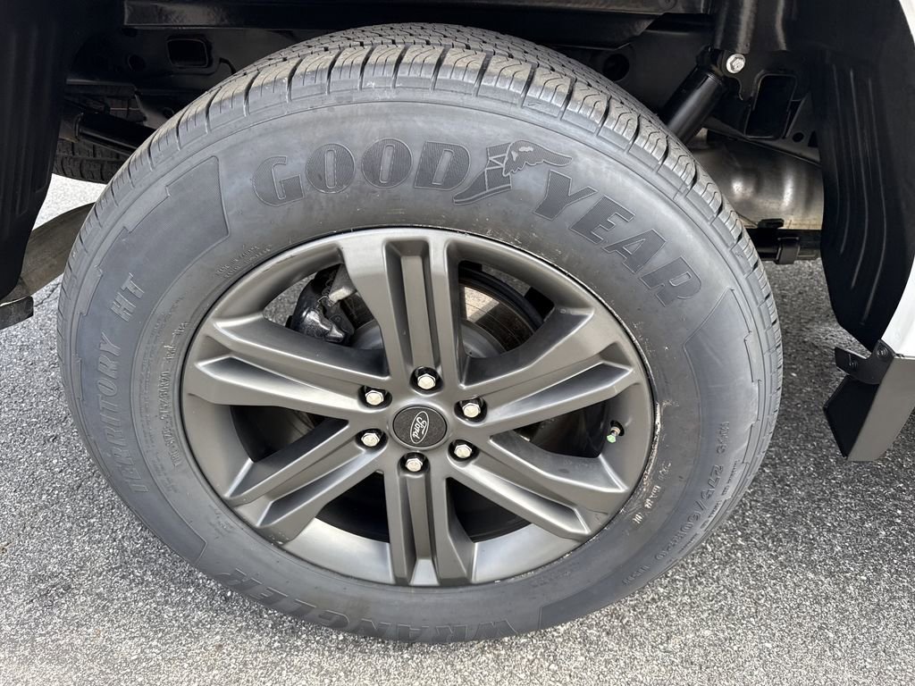 Used 2023 Ford F150 Lariat w/ Equipment Group 502A High image 17