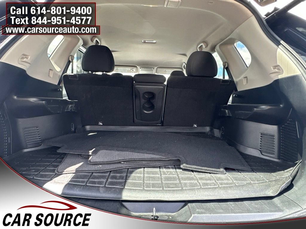 Used 2018 Nissan Rogue SV AWD/4WD image 7