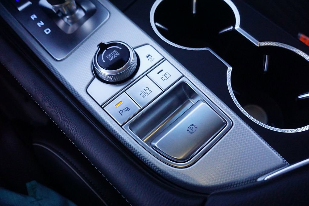 Certified 2026 Genesis G70 2.5T Prestige image 11