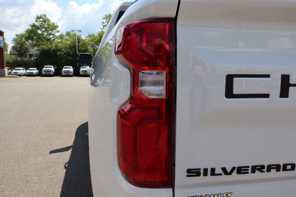 New 2025 Chevrolet Silverado 1500 RST w/ Convenience Package II image 30