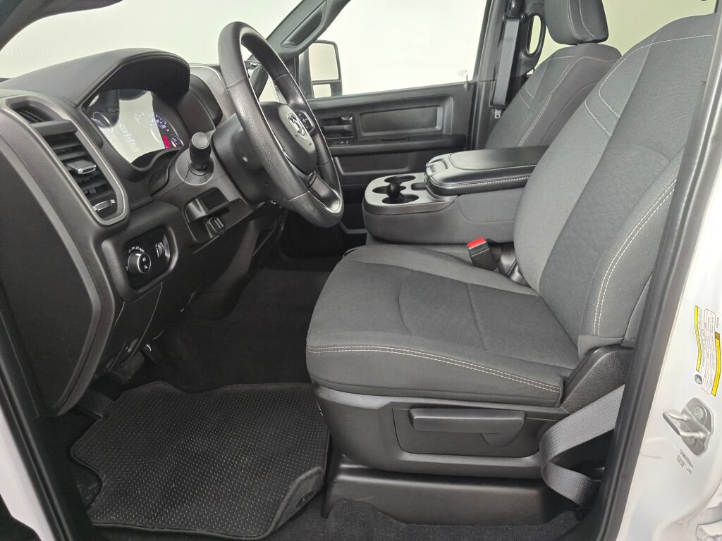 Used 2025 RAM 3500 Tradesman AWD/4WD image 18