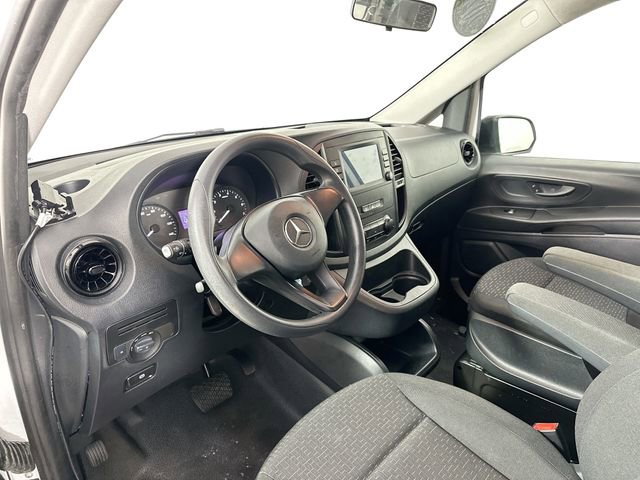 Used 2022 Mercedes-Benz Metris image 3