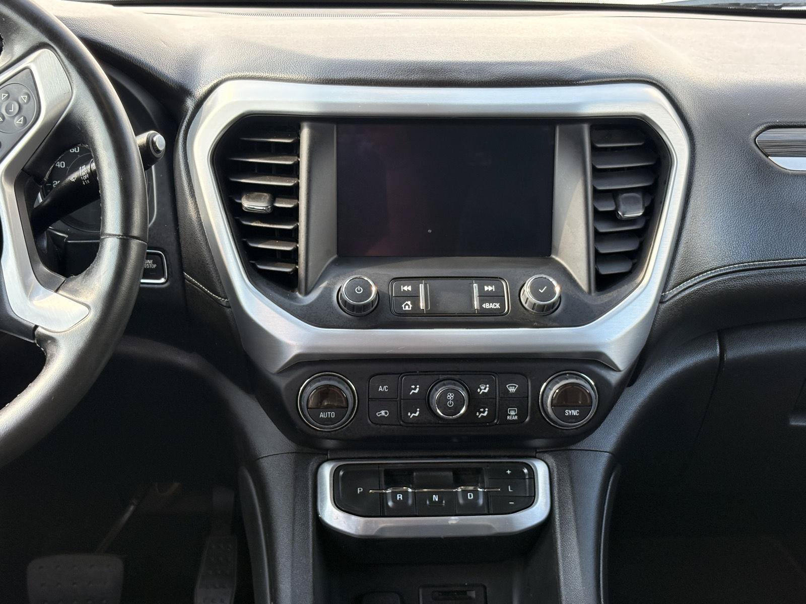 Used 2023 GMC Acadia SLT AWD/4WD image 32