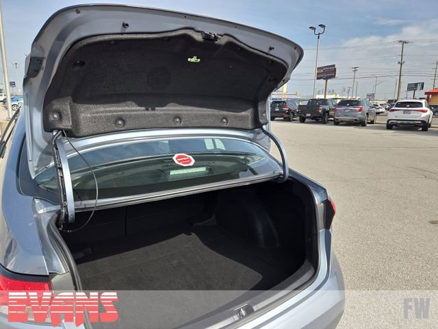 Used 2024 Toyota Corolla LE image 23