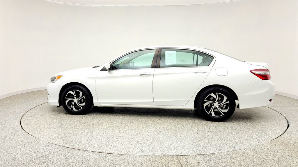 Used 2017 Honda Accord LX image 8