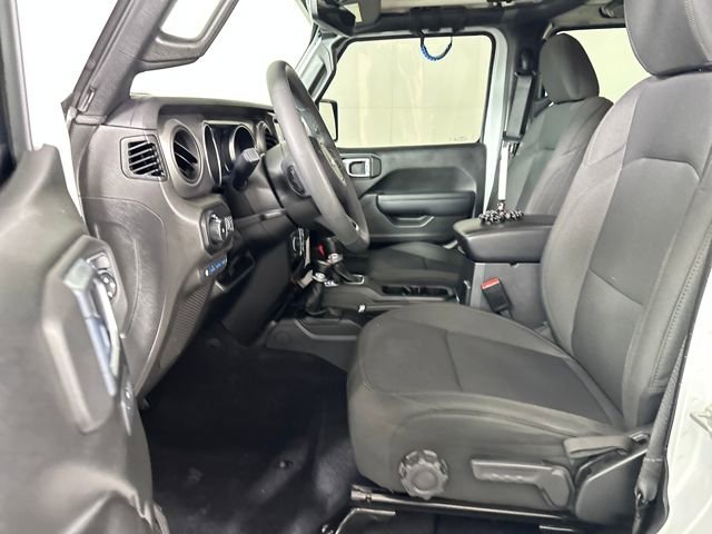 Used 2023 Jeep Wrangler Unlimited w/ 8.4" Radio Group image 11