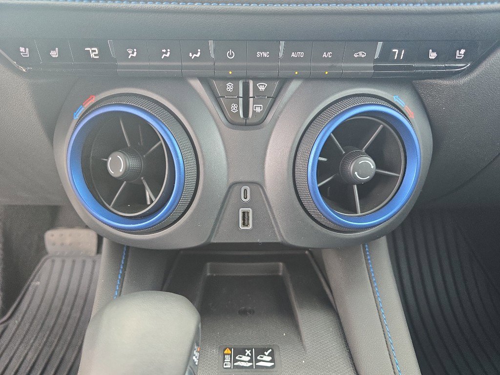 Certified 2024 Chevrolet Blazer RS w/ Driver Confidence II Package image 17