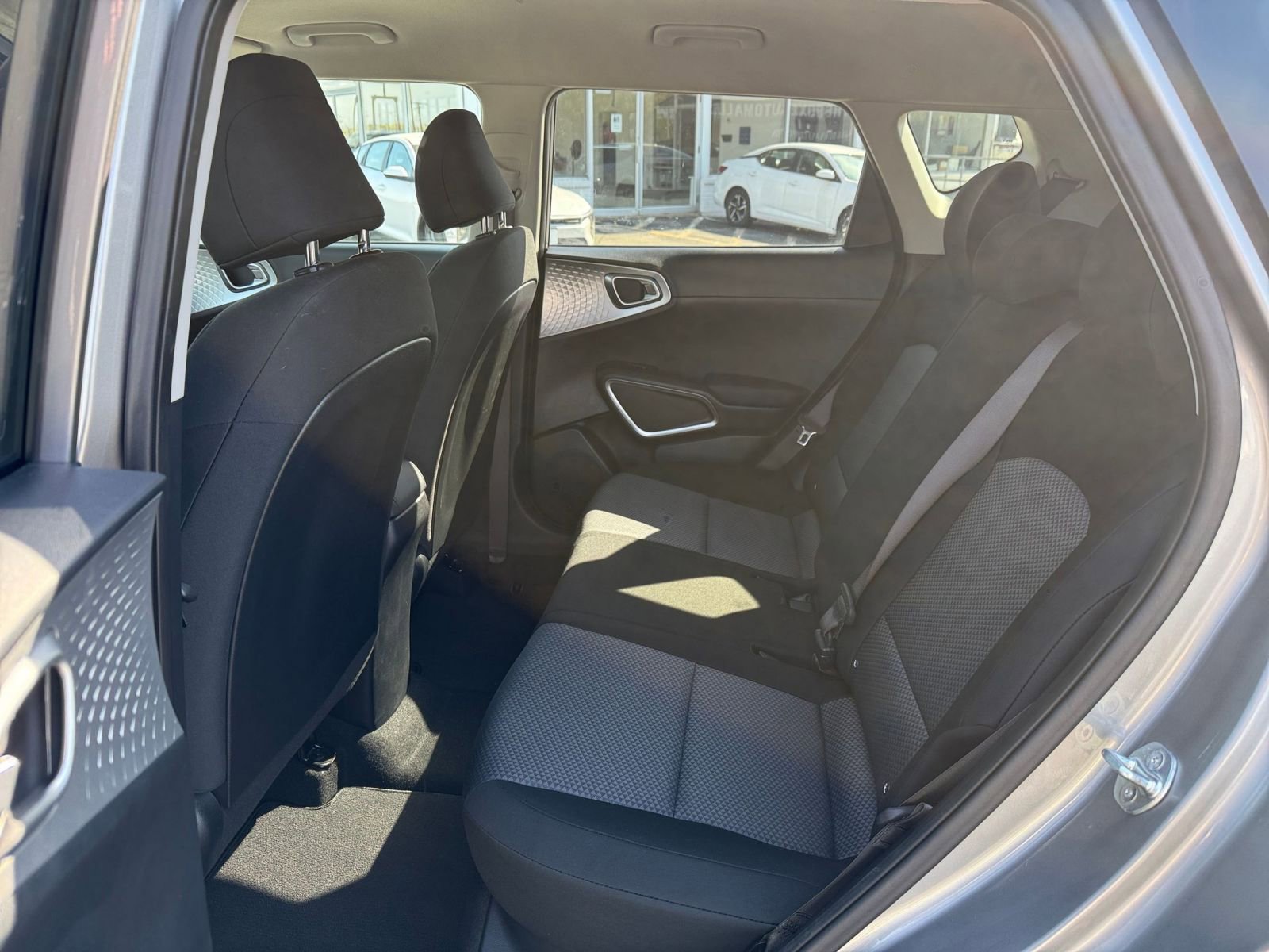 Used 2025 Kia Soul LX w/ LX Technology Package image 25