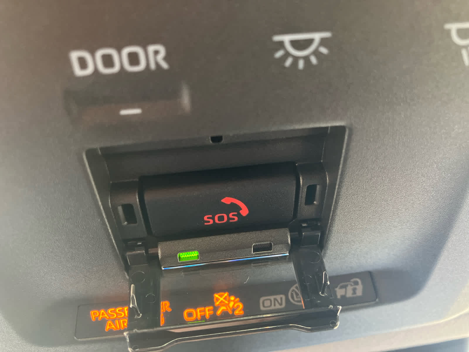 Used 2025 Toyota Prius Plug-In Hybrid w/ Limited Premium Package image 21