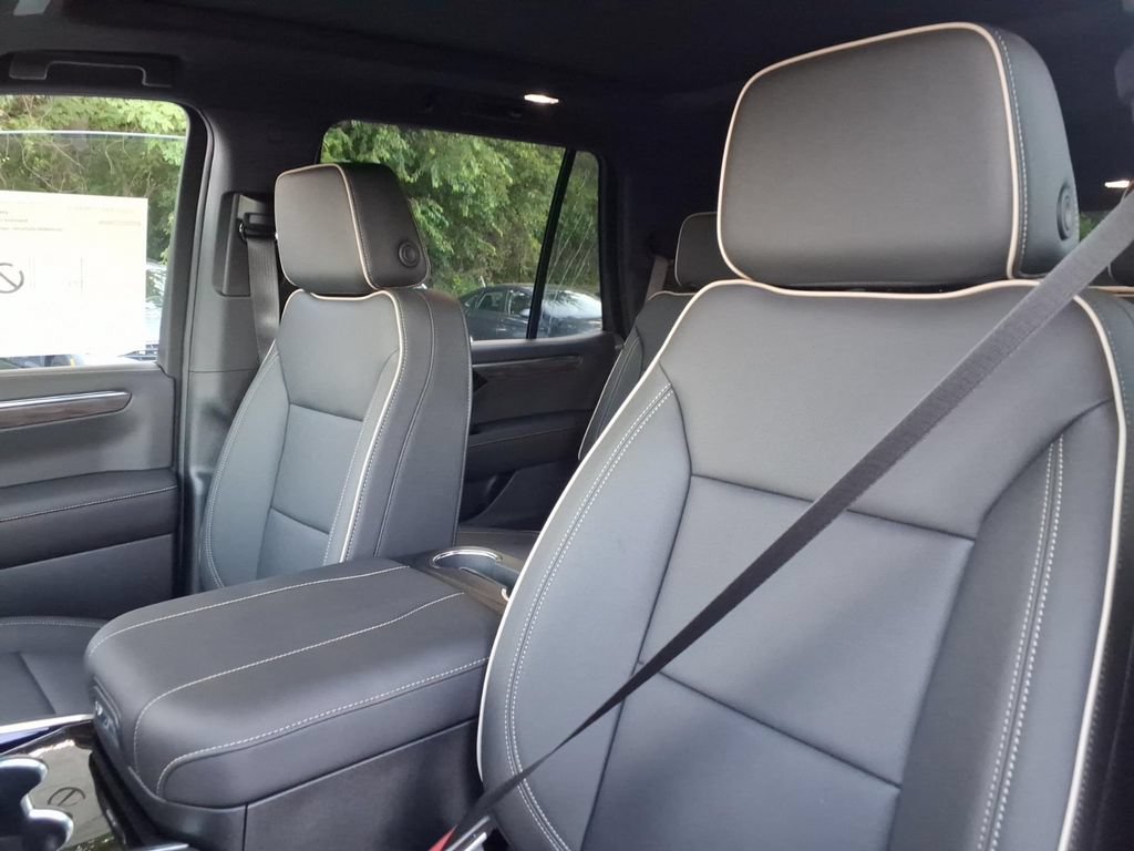 New 2026 Chevrolet Tahoe Premier w/ Sun And Tow Package AWD/4WD image 12