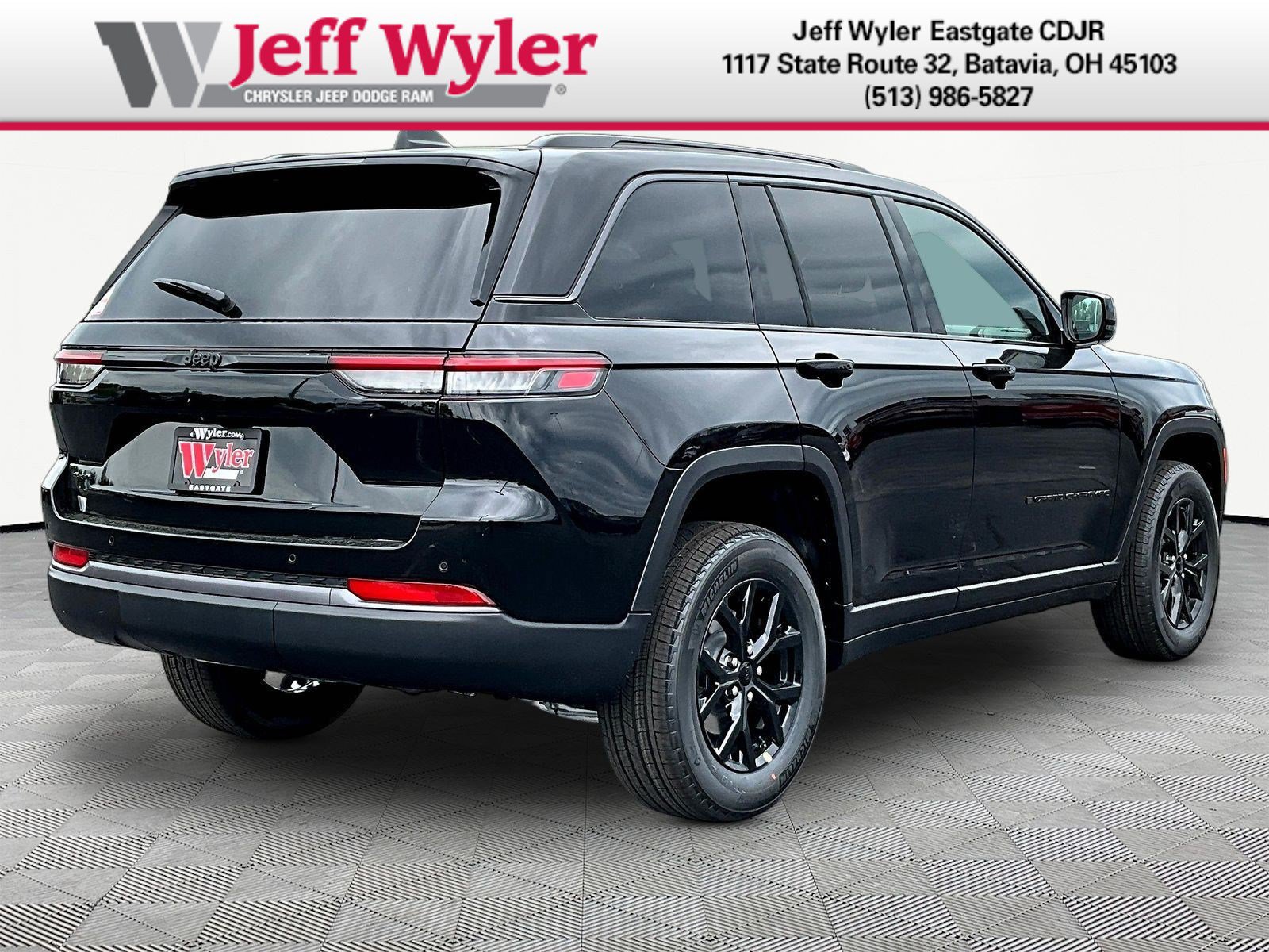 New 2026 Jeep Grand Cherokee Altitude AWD/4WD image 7