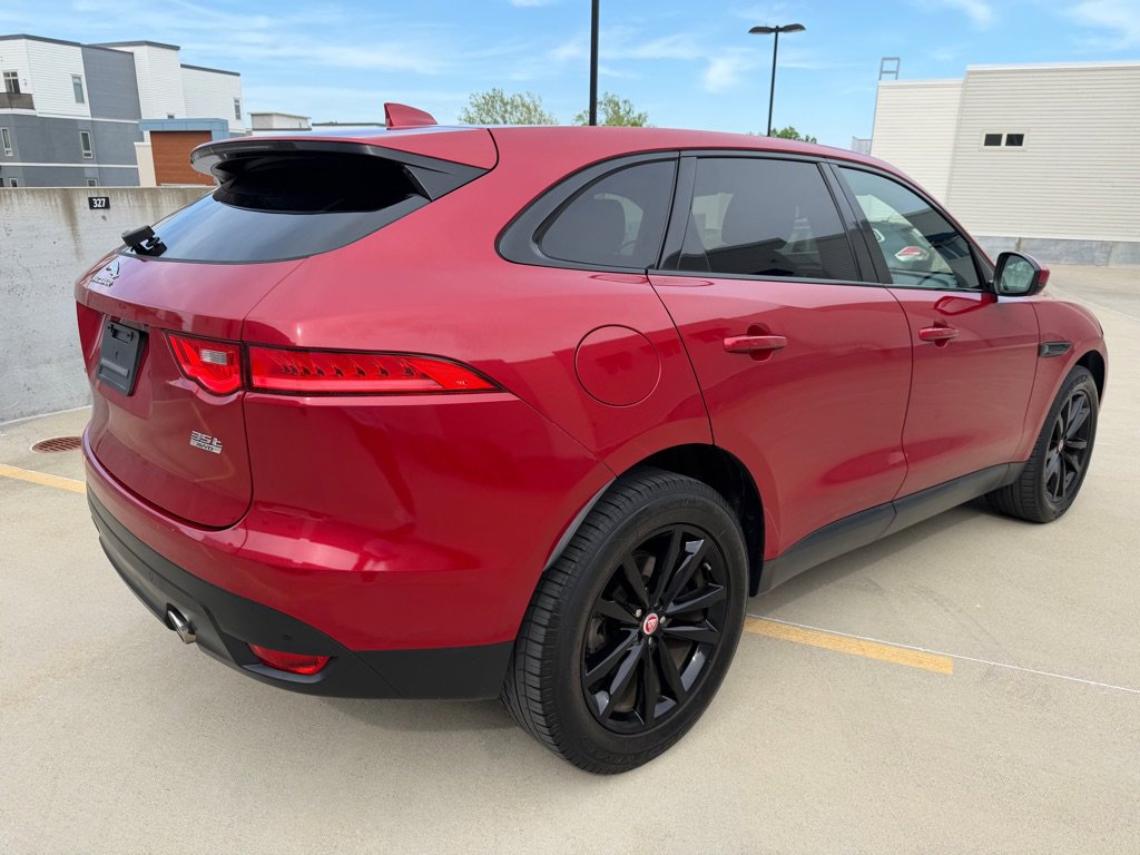 Used 2017 Jaguar F-PACE Prestige AWD/4WD image 3