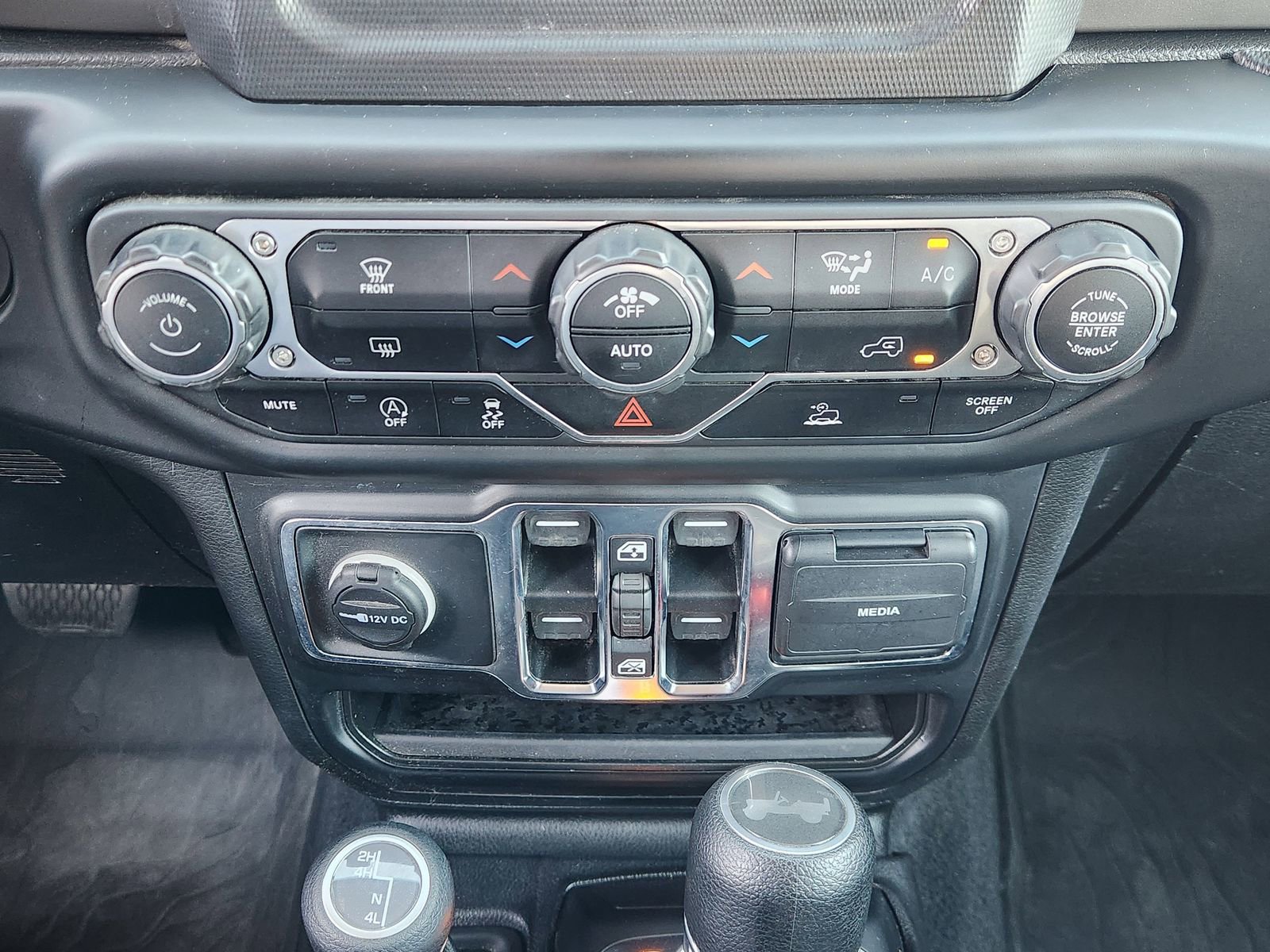 Used 2021 Jeep Wrangler Unlimited Sport image 22