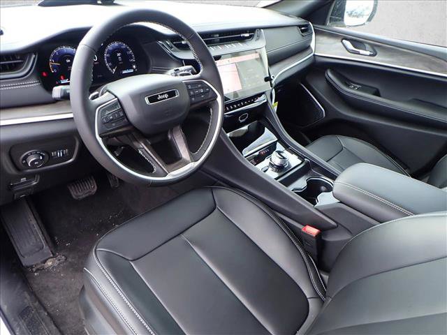 New 2026 Jeep Grand Cherokee Limited image 12