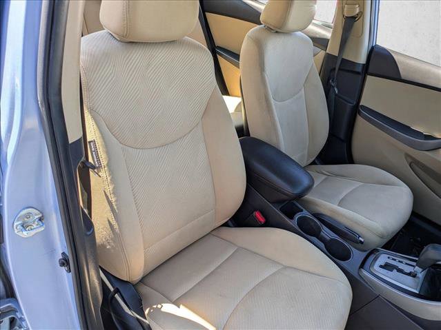 Used 2013 Hyundai Elantra GLS image 17
