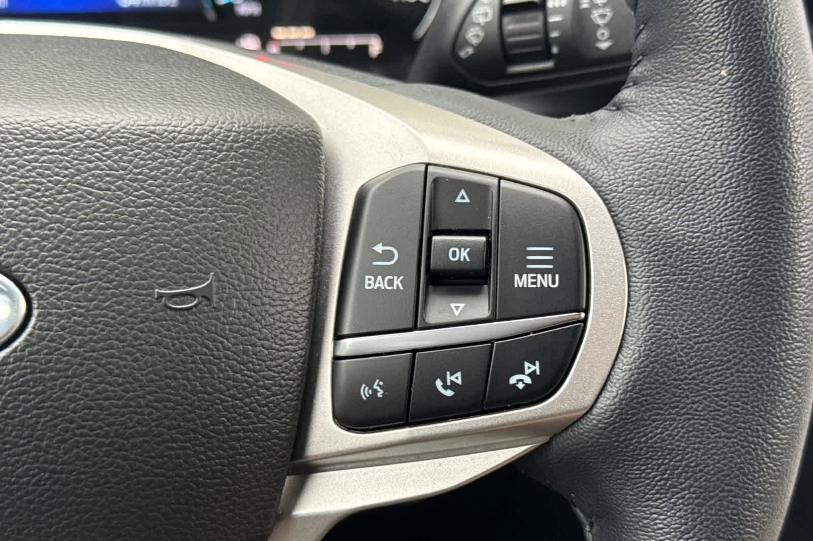 Used 2023 Ford Explorer XLT w/ Equipment Group 202A image 27