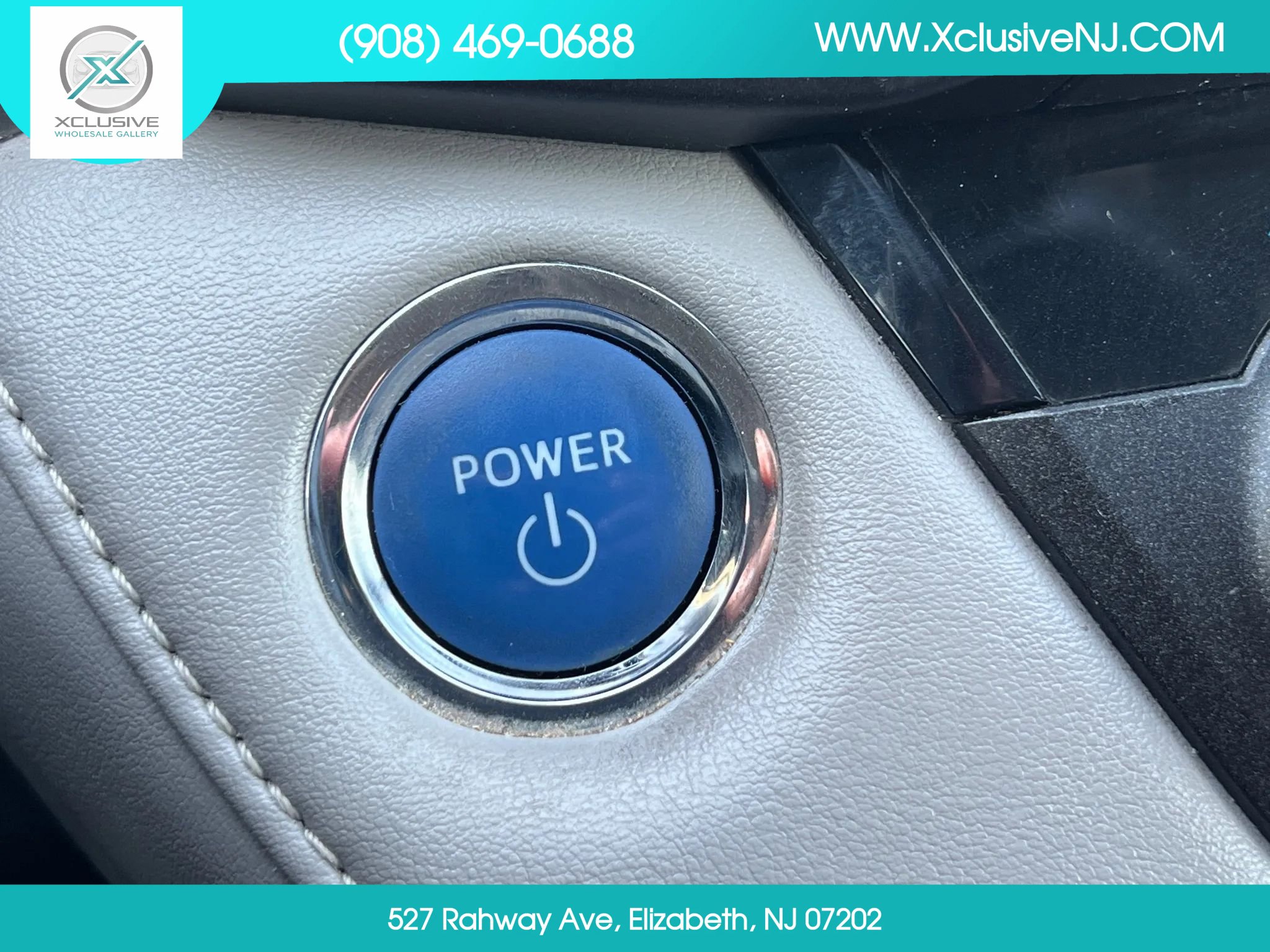 Used 2017 Toyota RAV4 Limited w/ All Weather Liner Package image 18