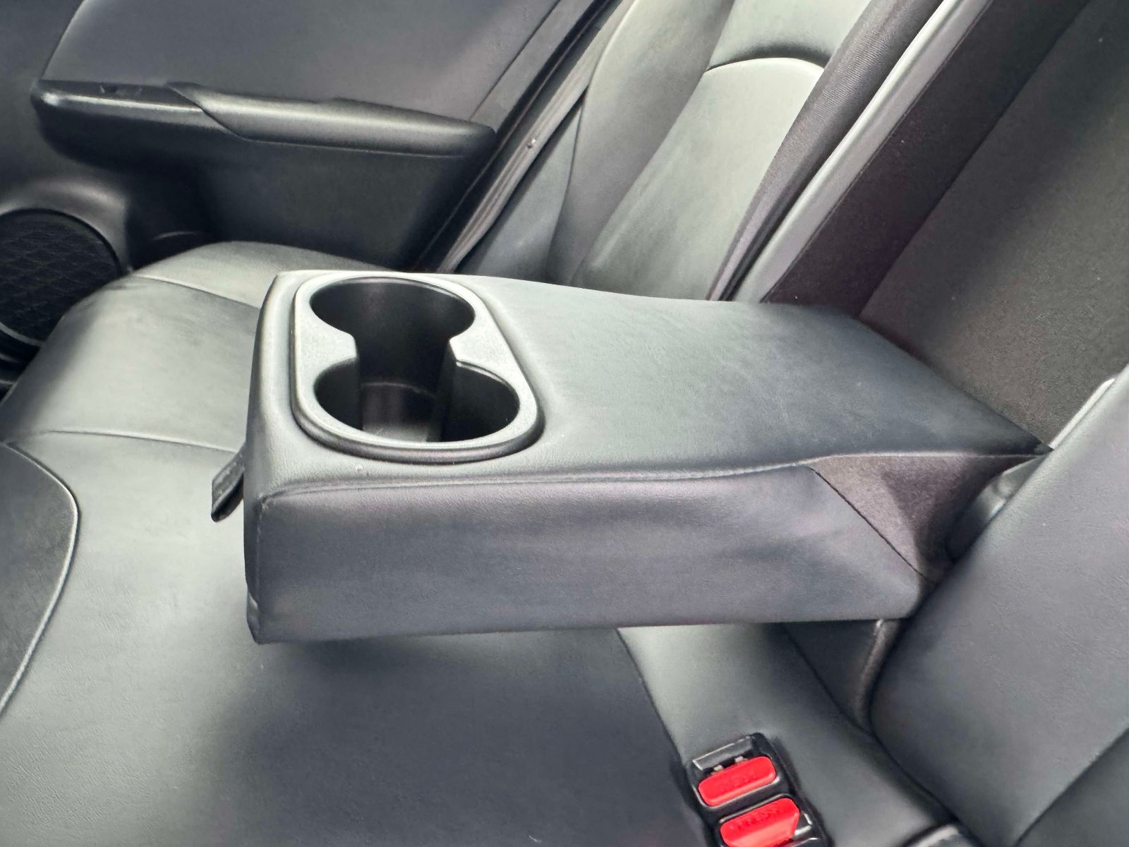 Certified 2022 Toyota Prius XLE AWD/4WD image 24