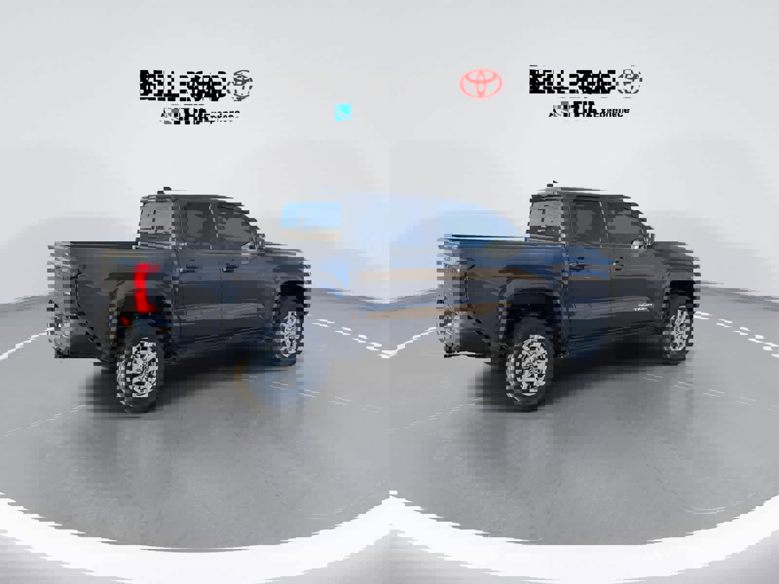 Used 2025 Toyota Tacoma SR5 image 8