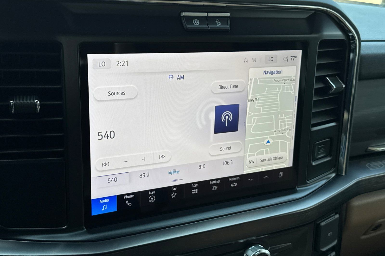 New 2025 Ford F250 Lariat w/ Chrome Package image 16