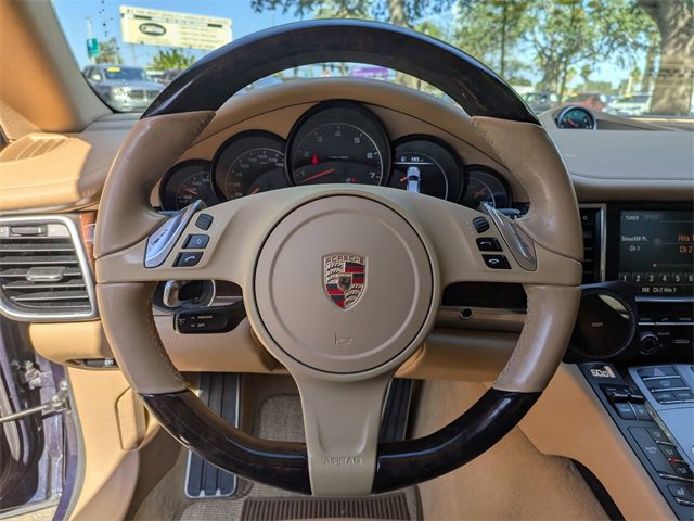 Used 2015 Porsche Panamera 4 image 12