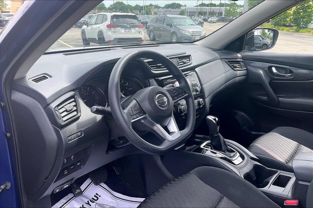 Used 2017 Nissan Rogue S AWD/4WD image 17