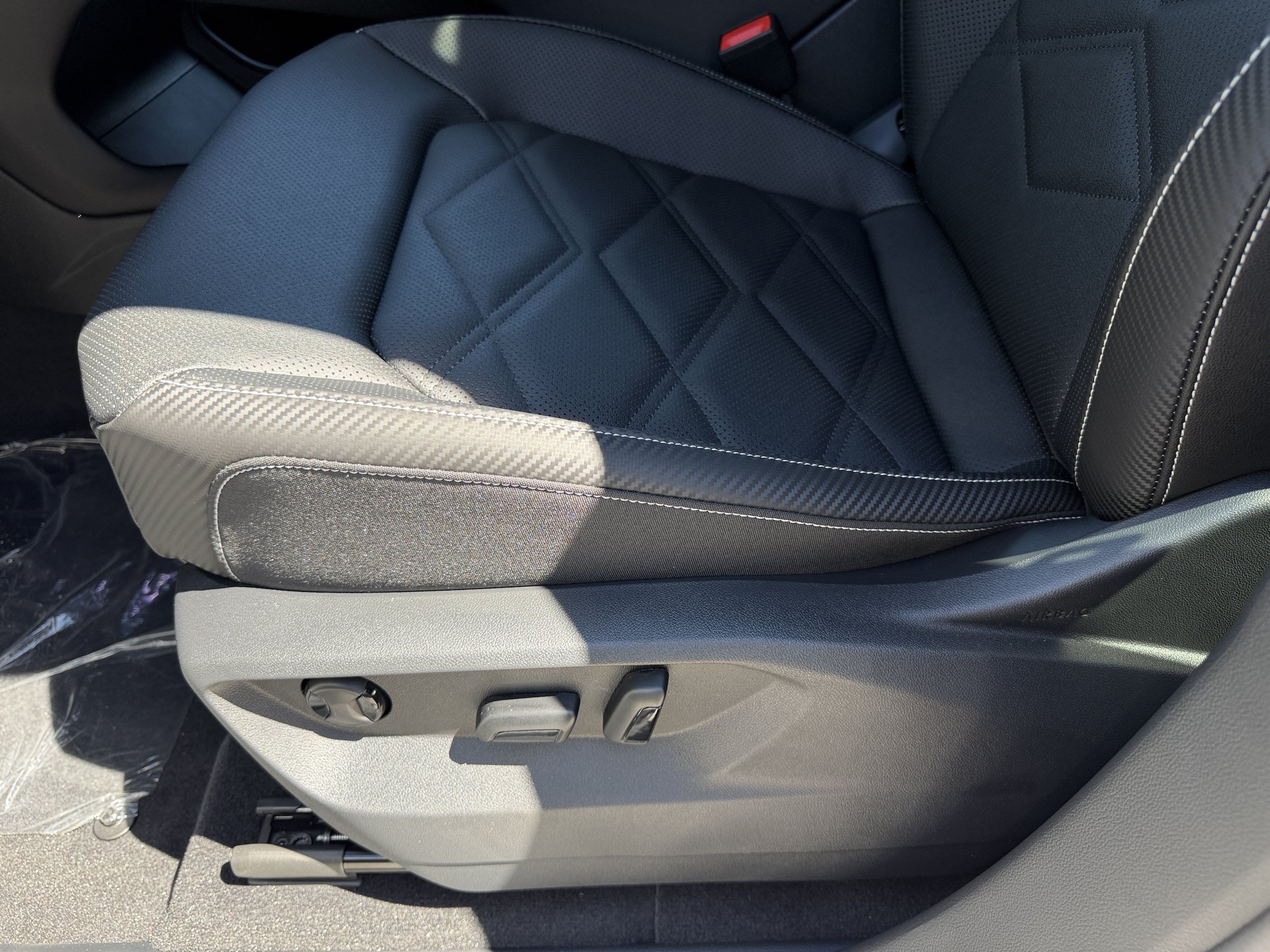 New 2026 Volkswagen Atlas Cross Sport SE FWD image 26