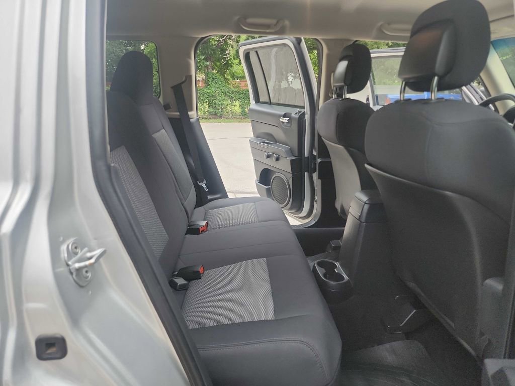 Used 2010 Jeep Patriot Sport w/ Tire & Wheel Group image 26